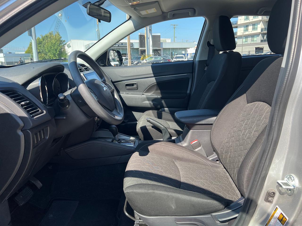 2026 Mitsubishi RVR ES Photo