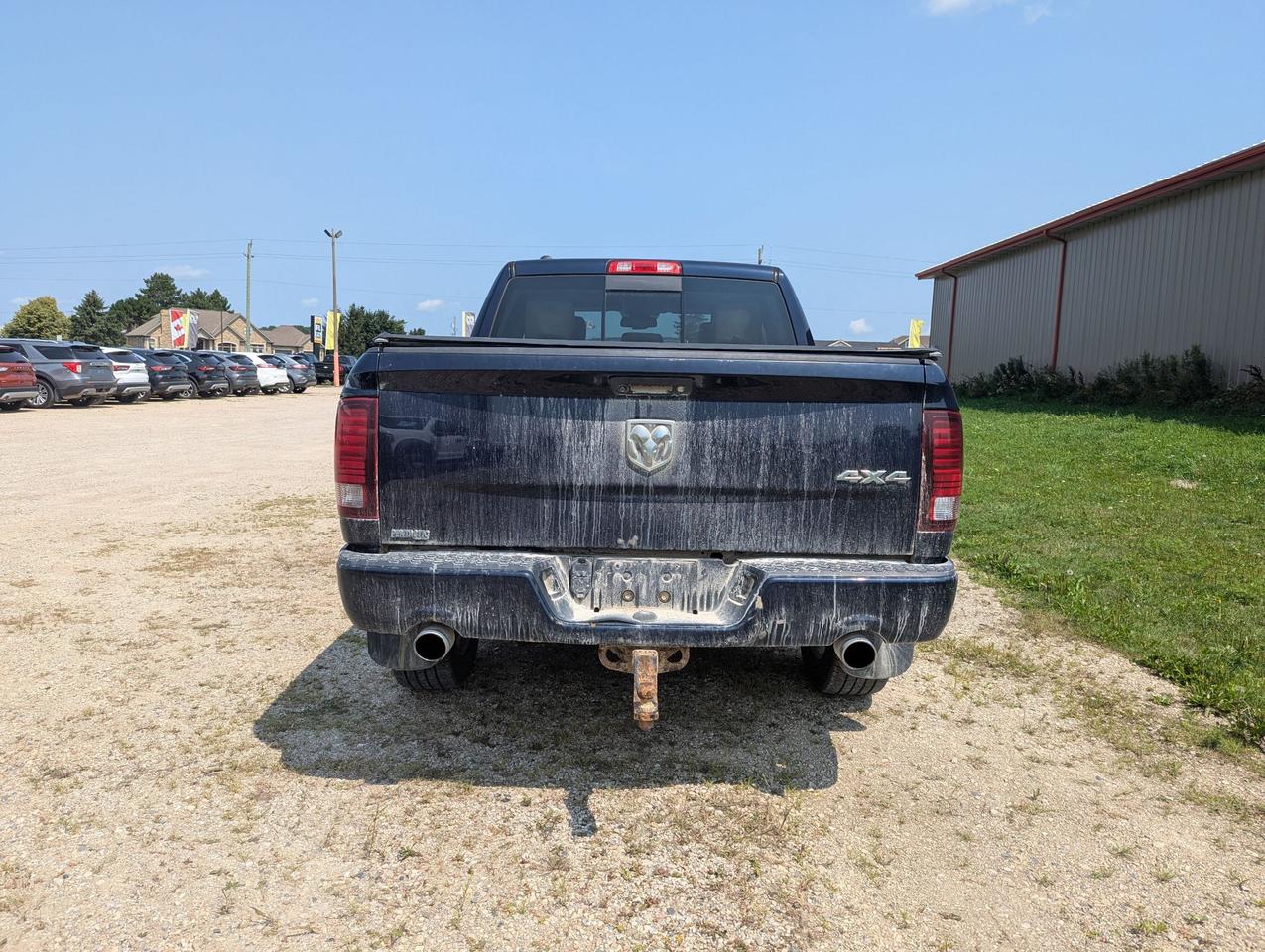 2015 RAM 1500 Crew Cab Sport 4x4 Photo4