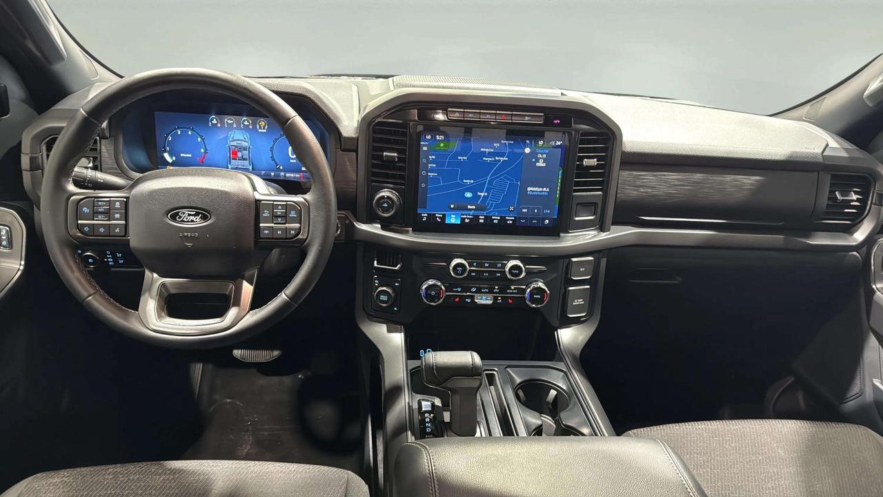 2024 Ford F-150 XLT | CLEAN CARFAX | 1 OWNER | NAVI | LANE ASST Photo