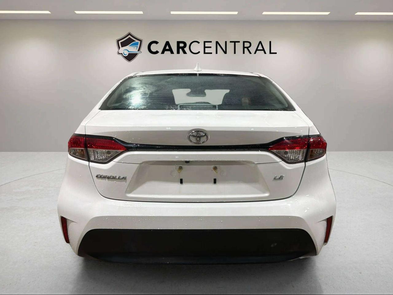 2023 Toyota Corolla LE | CLEAN CARFAX | CARPLAY | ADAP CRUISE | Photo
