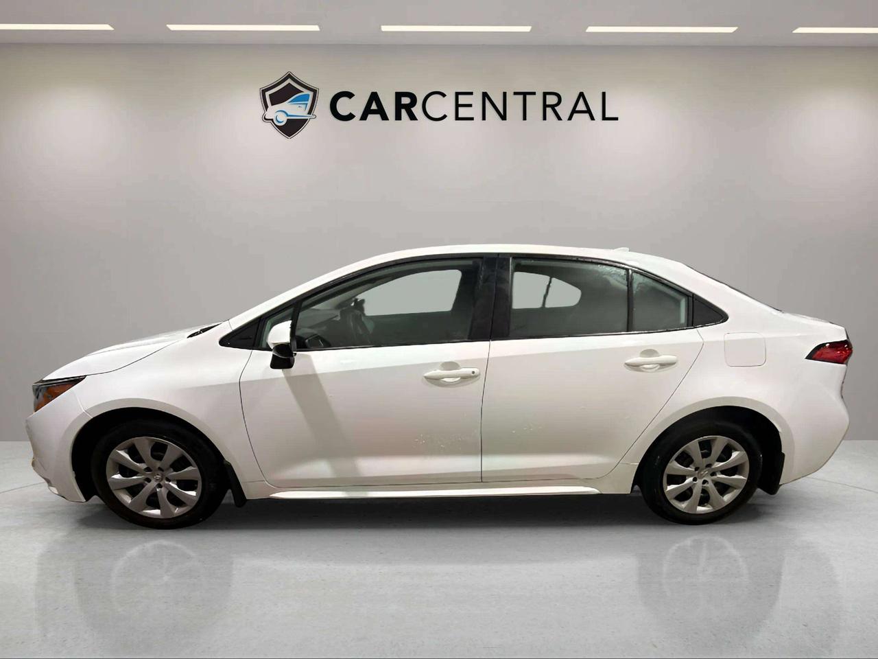 2023 Toyota Corolla LE | CLEAN CARFAX | CARPLAY | ADAP CRUISE | Photo1