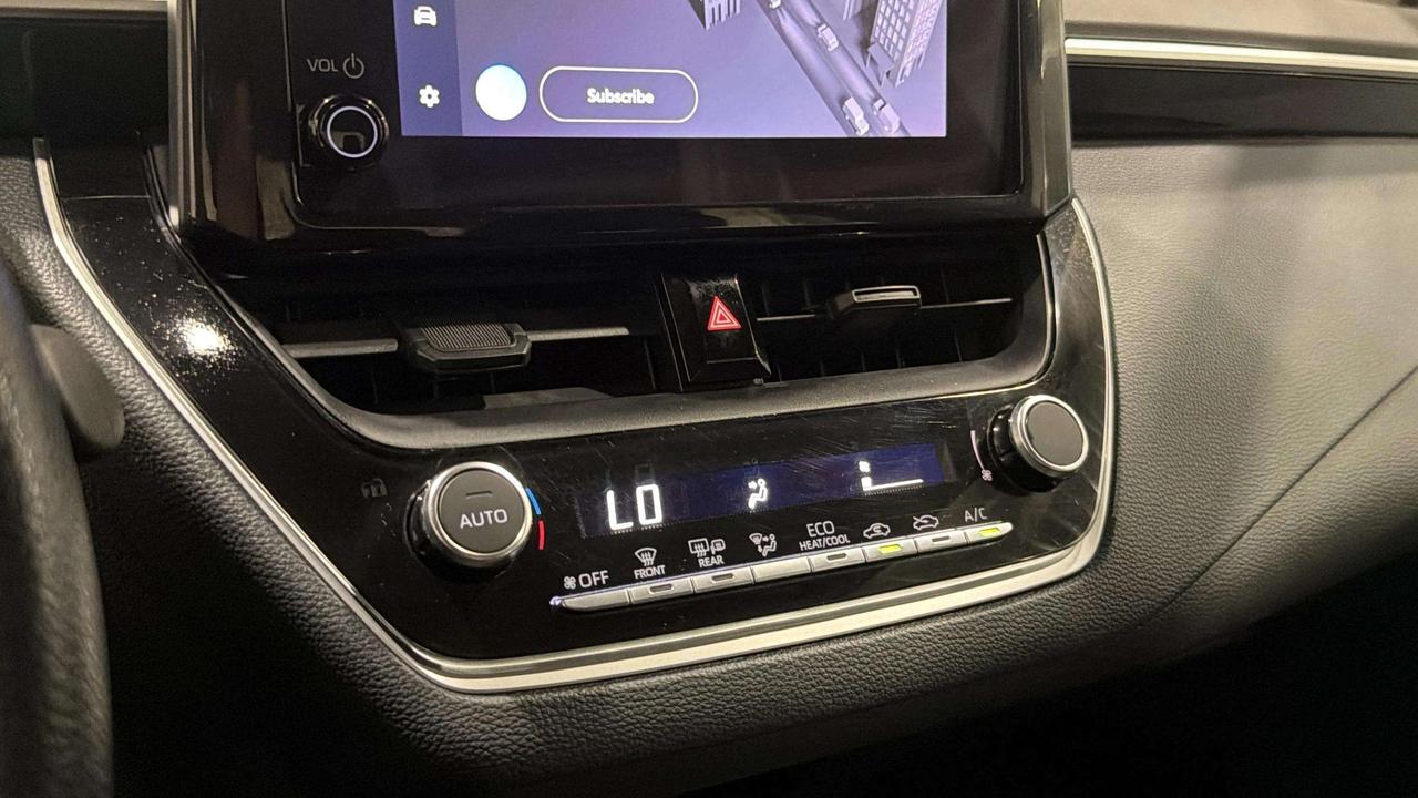 2023 Toyota Corolla LE | CLEAN CARFAX | CARPLAY | ADAP CRUISE | Photo