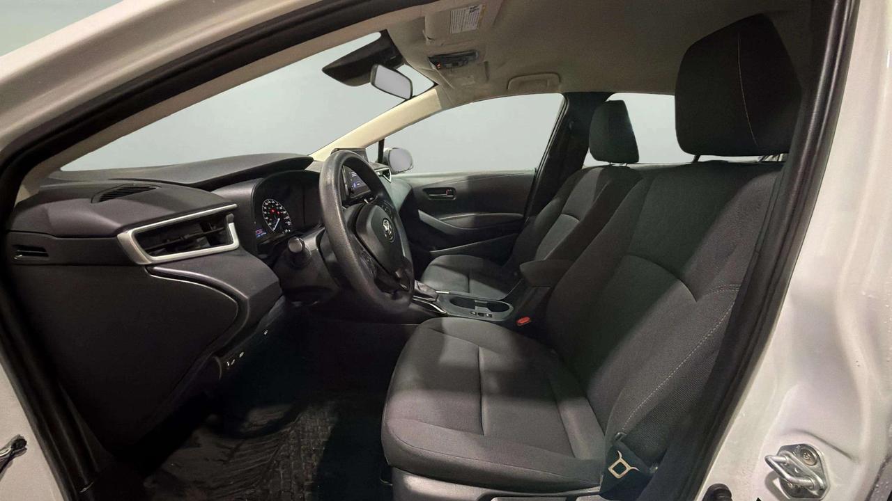 2023 Toyota Corolla LE | CLEAN CARFAX | CARPLAY | ADAP CRUISE | Photo