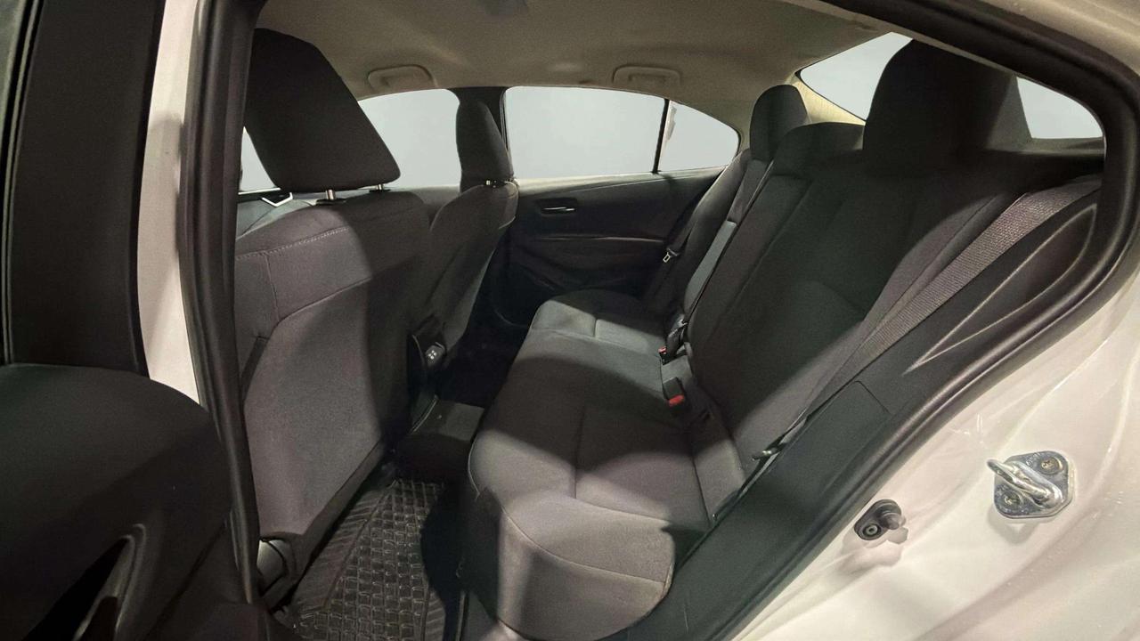 2023 Toyota Corolla LE | CLEAN CARFAX | CARPLAY | ADAP CRUISE | Photo