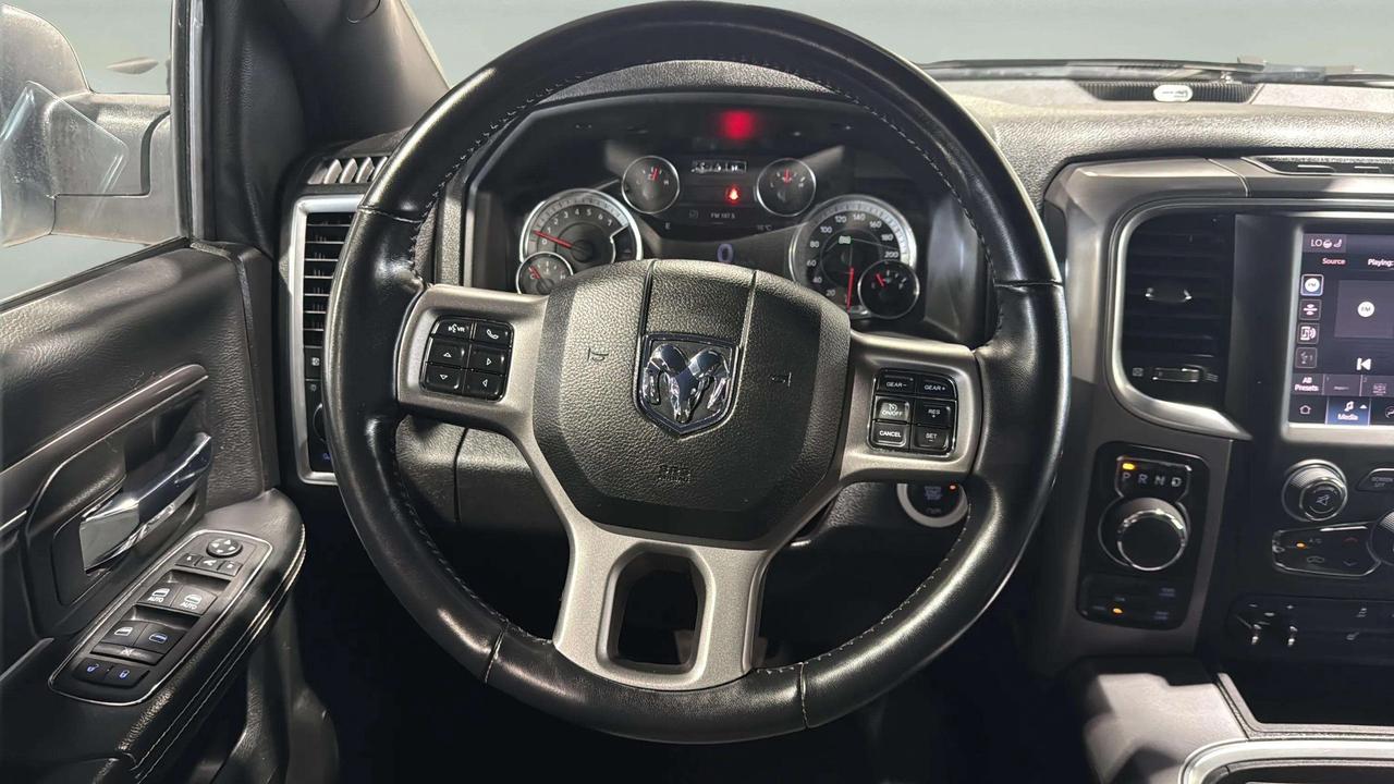 2023 RAM 1500 WARLOCK | CLEAN CARFAX | HEMI |  LOW KMS | Photo