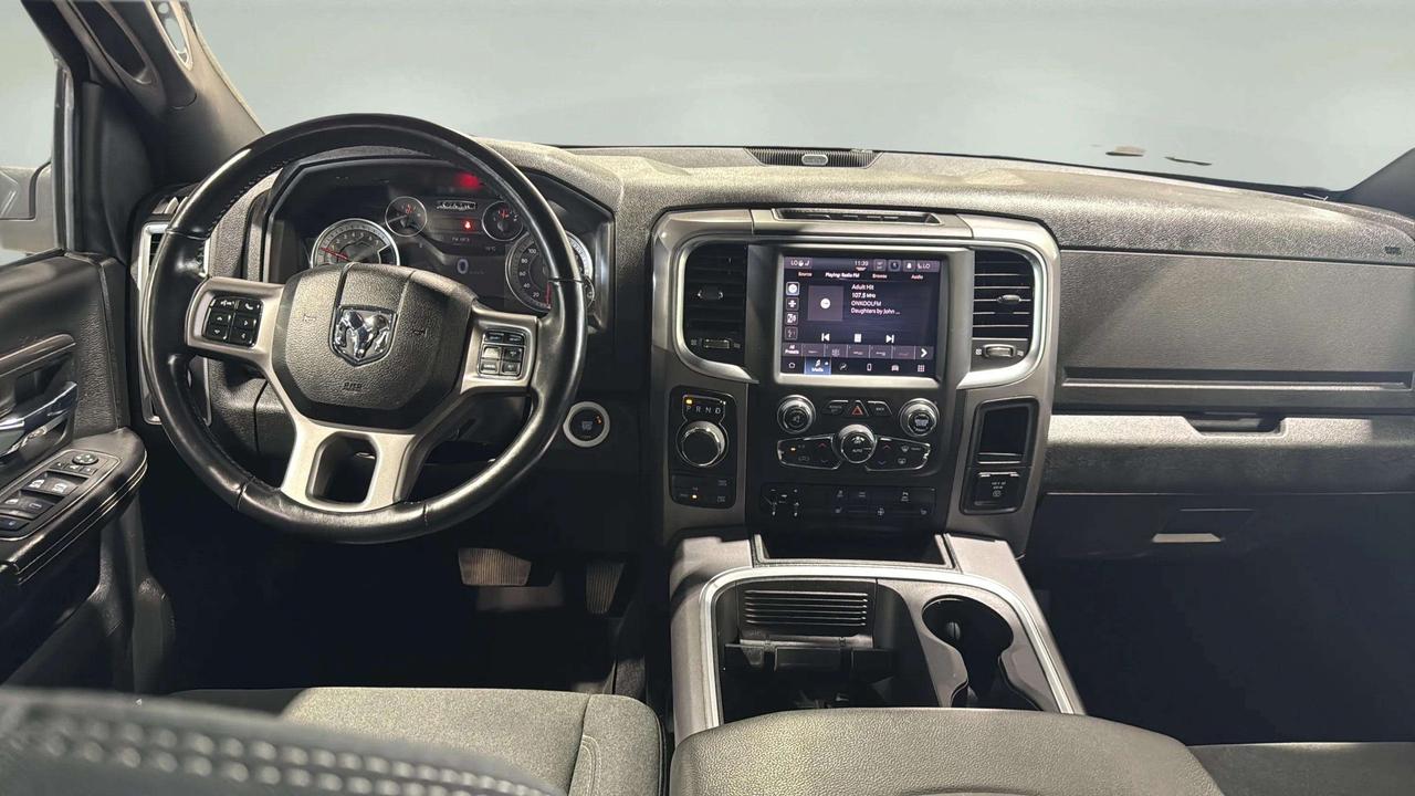 2023 RAM 1500 WARLOCK | CLEAN CARFAX | HEMI |  LOW KMS | Photo