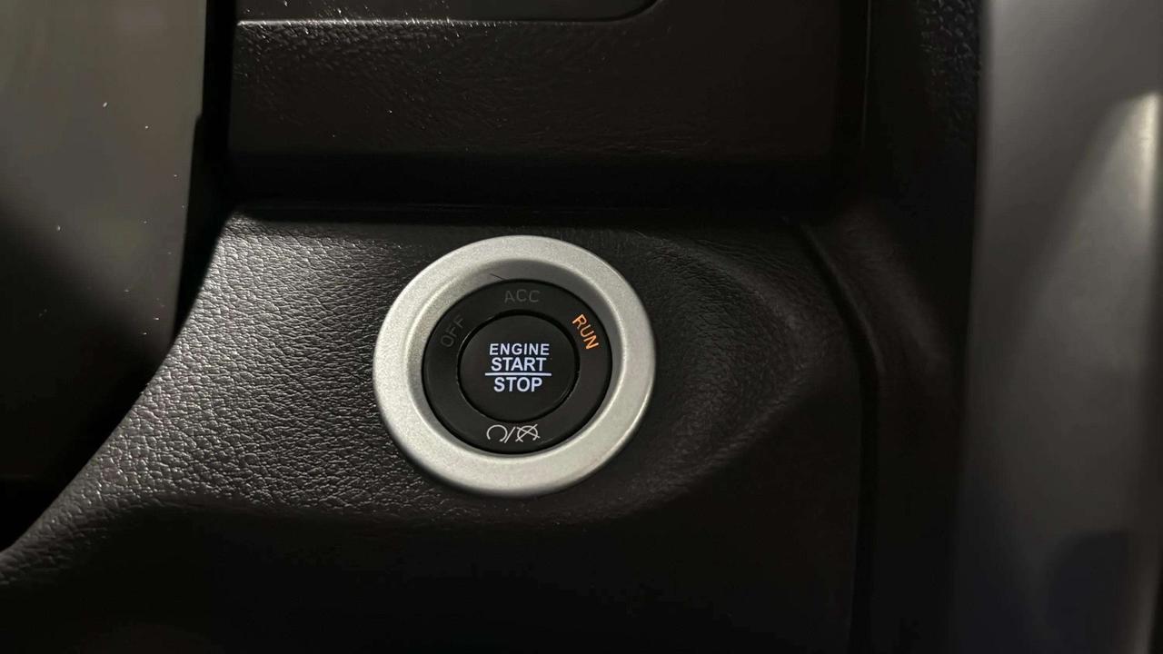 2023 RAM 1500 WARLOCK | CLEAN CARFAX | HEMI |  LOW KMS | Photo