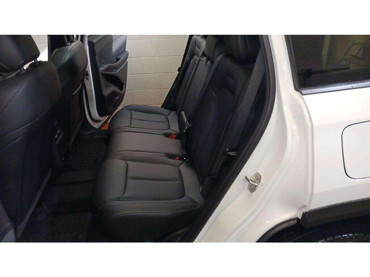 2026 Jeep Cherokee Limited 4X4 Photo
