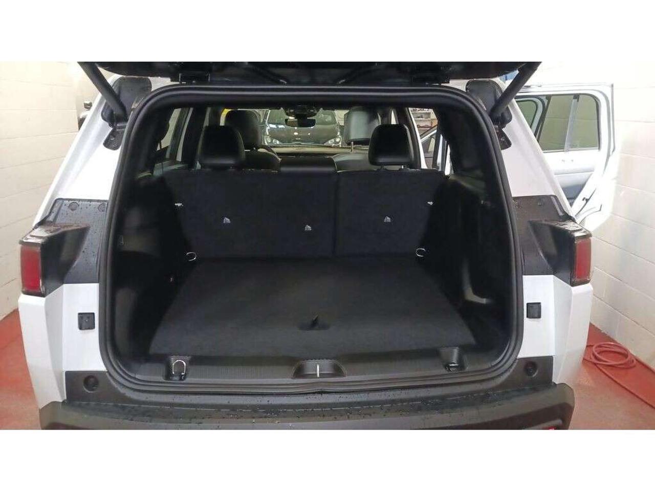 2026 Jeep Cherokee Limited 4X4 Photo