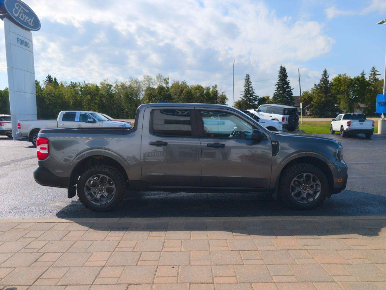 2025 Ford Maverick XLT Photo4