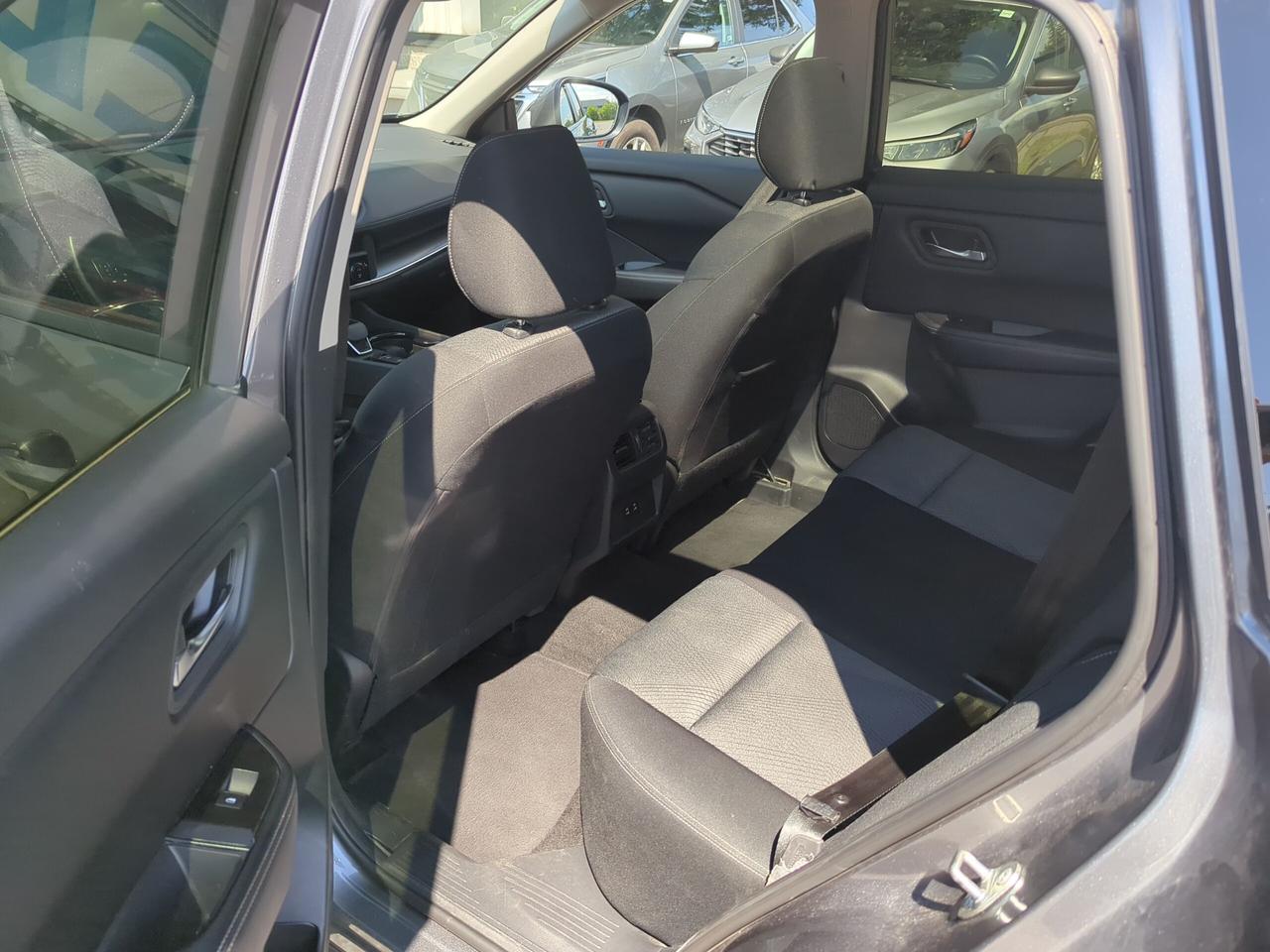 2025 Nissan Rogue SV MOONROOF