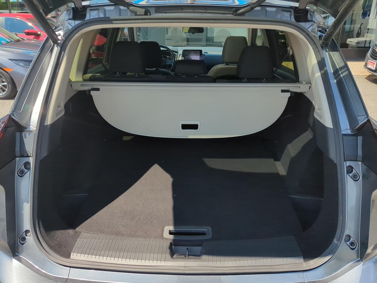 2025 Nissan Rogue SV MOONROOF