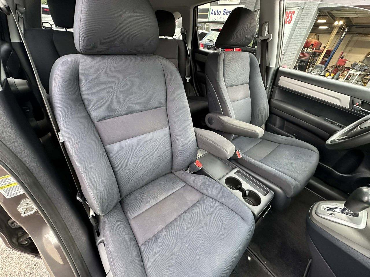 2010 Honda CR-V LX - Photo #11