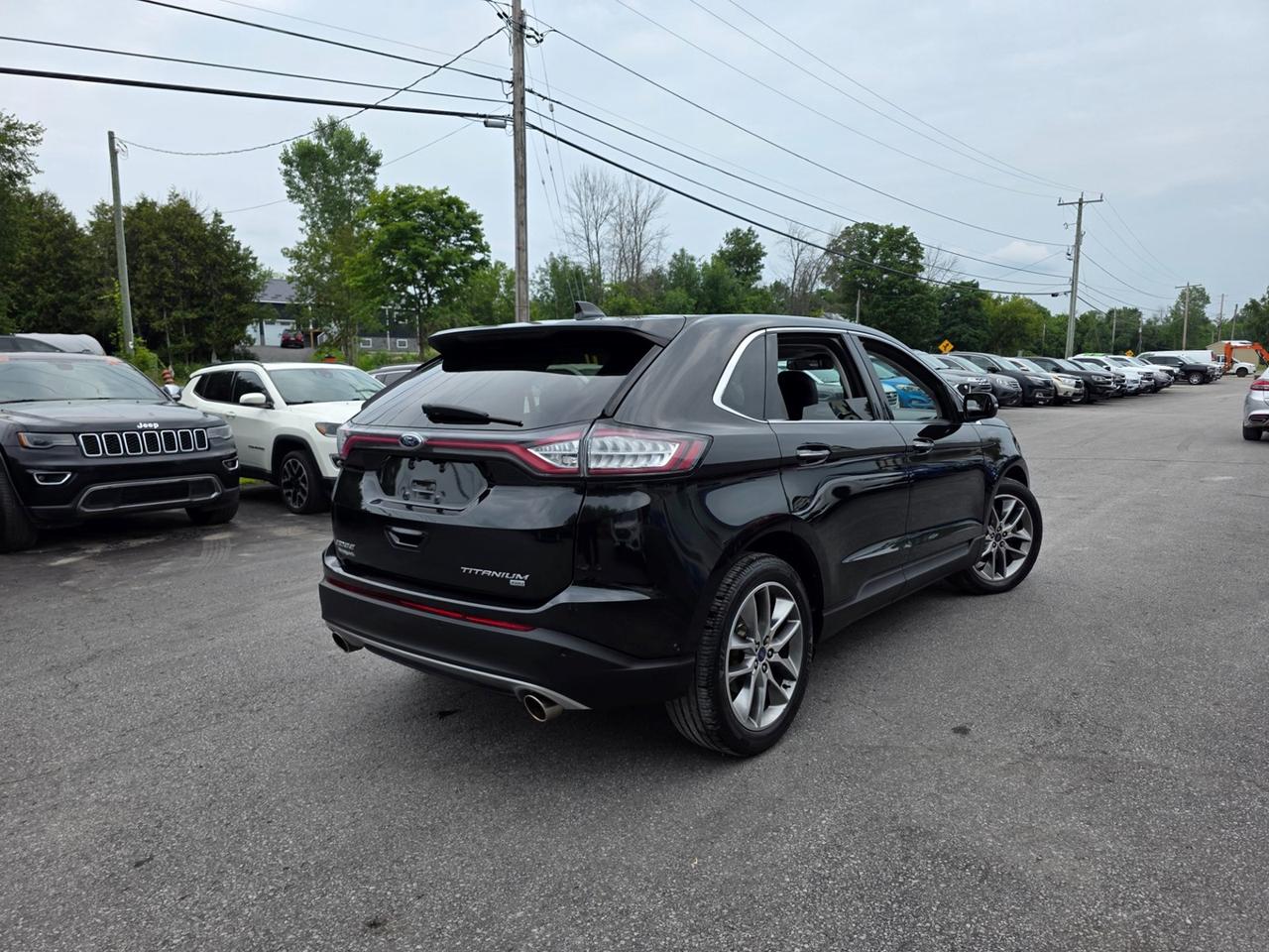 2015 Ford Edge Titanium AWD Photo4