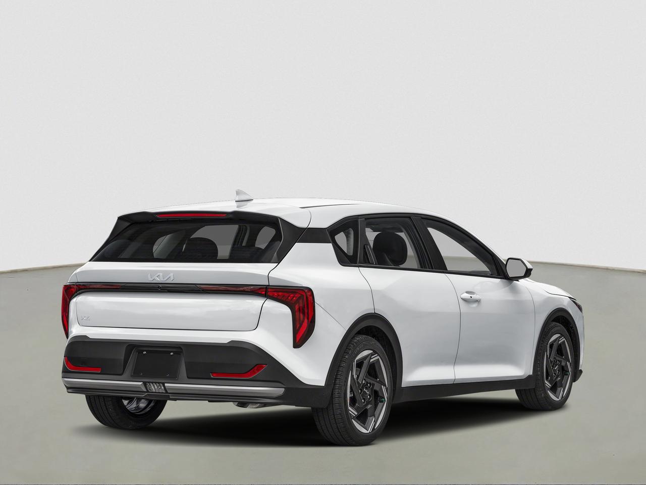 2026 Kia K4 Hatchback EX Photo2