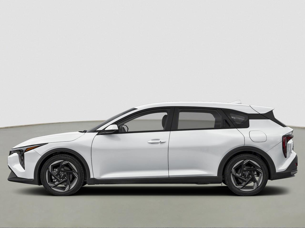 2026 Kia K4 Hatchback EX Photo5