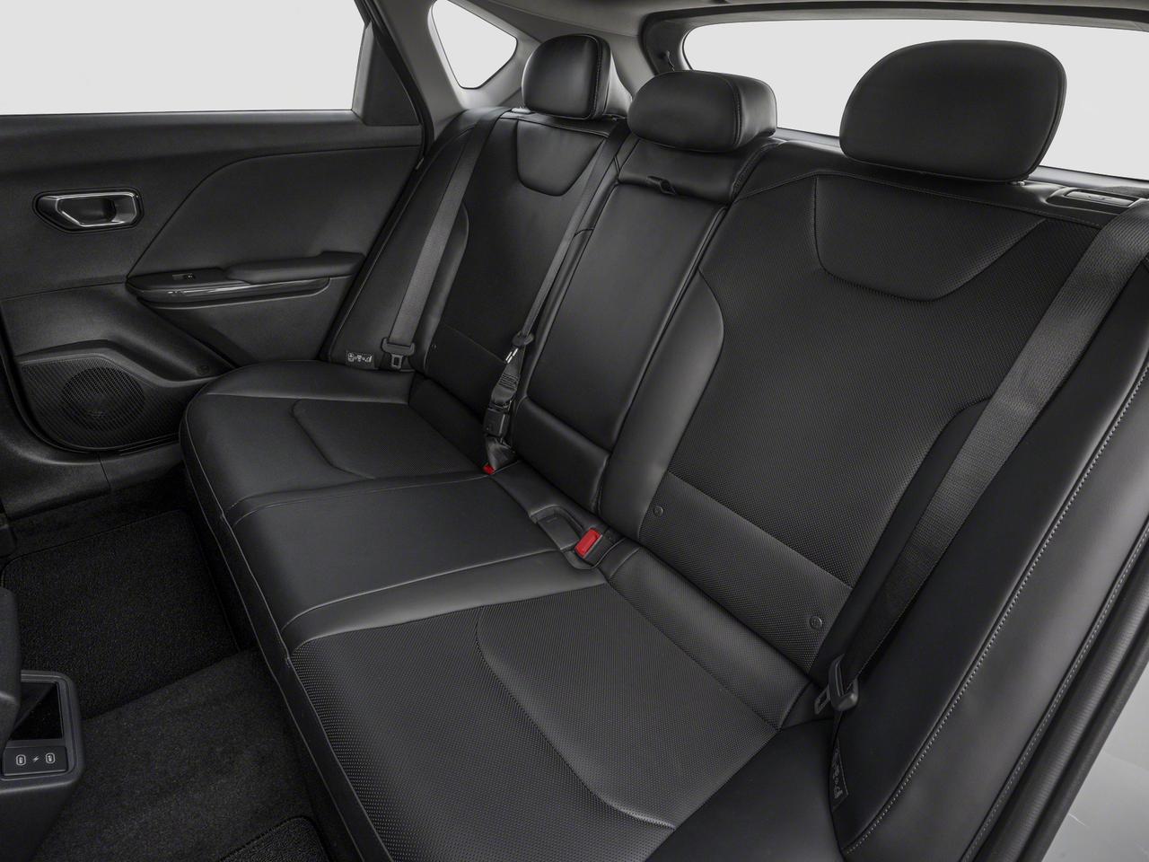 2026 Kia K4 Hatchback EX Photo