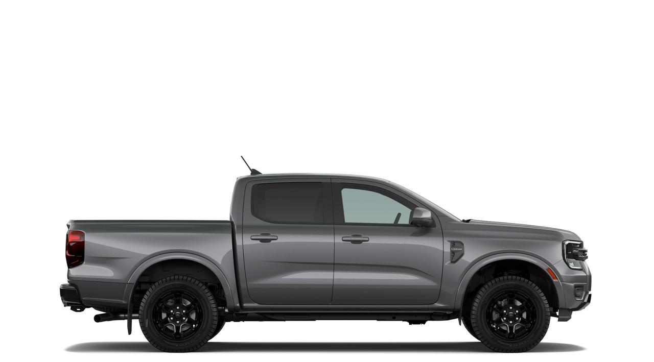 2026 Ford Ranger Lariat 4WD SuperCrew 5' Box Photo4