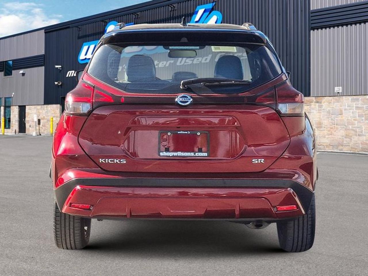 2021 Nissan Kicks SR | Leather | Heated Seats | Remote Start | Bose Audio | CarPlay | 360 Cam | and More ! Photo