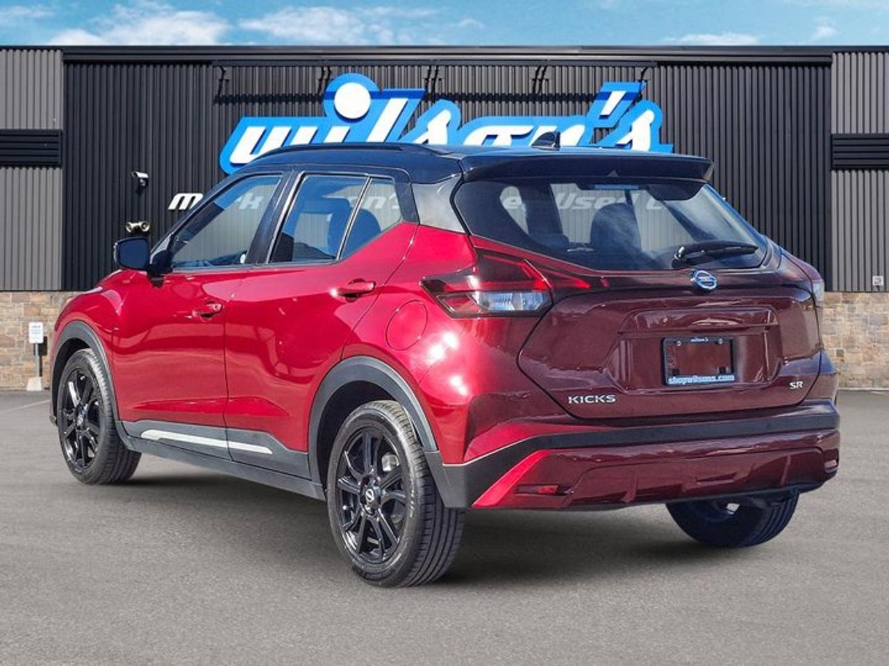 2021 Nissan Kicks SR | Leather | Heated Seats | Remote Start | Bose Audio | CarPlay | 360 Cam | and More ! Photo