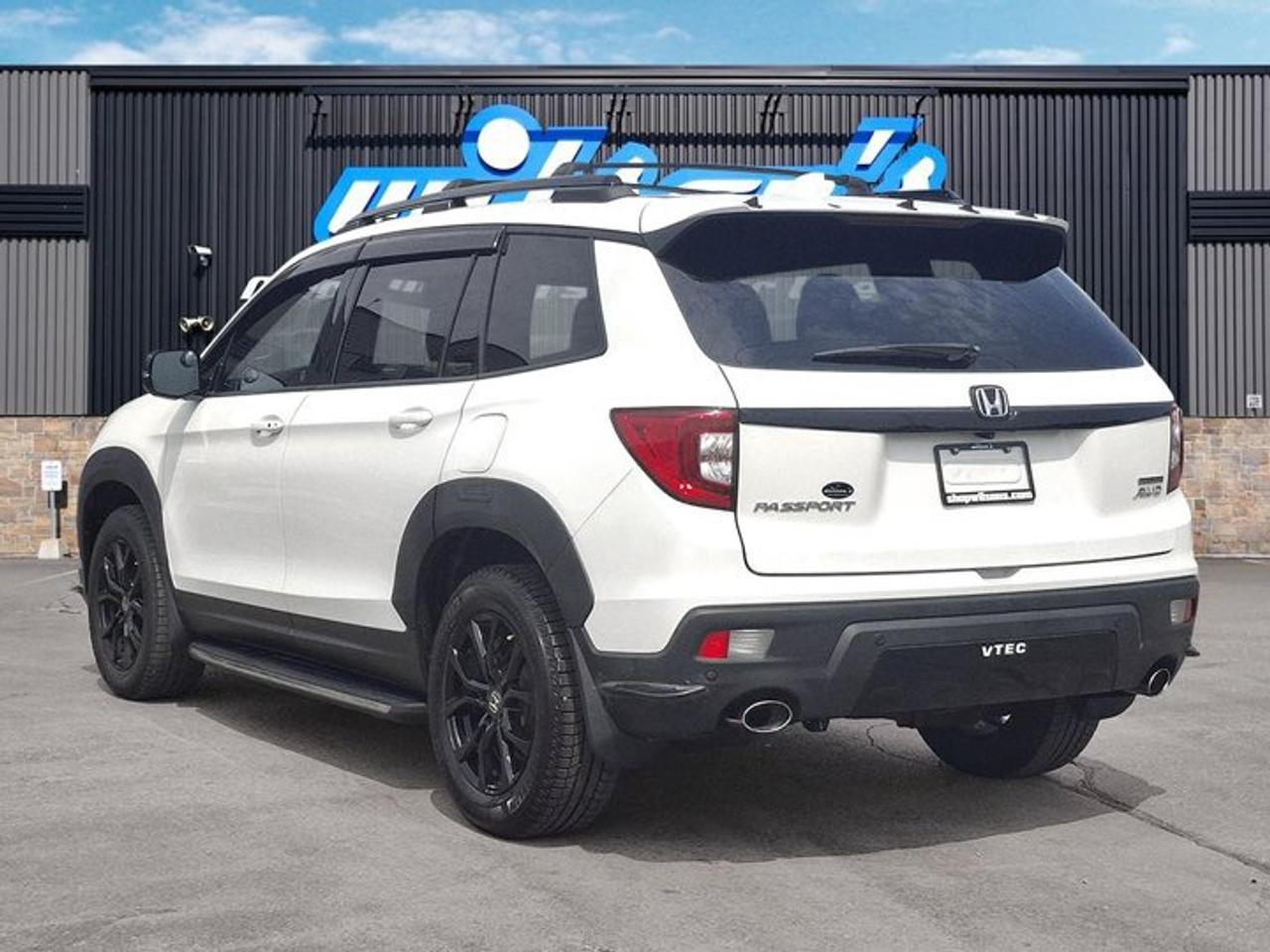 2019 Honda Passport Touring AWD | Leather | Heated Seats + Steering | Cooled Seats | Sunroof | Blind Spot Monitor & More Photo
