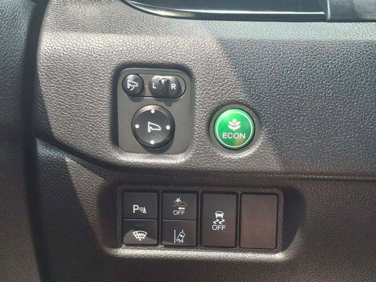 2019 Honda Passport Touring AWD | Leather | Heated Seats + Steering | Cooled Seats | Sunroof | Blind Spot Monitor & More Photo