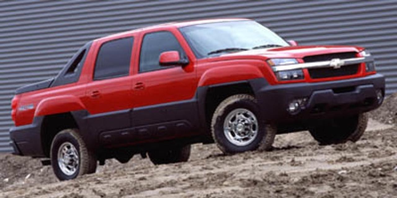 Used 2005 Chevrolet Avalanche LS 4WD for sale in Edmonton, AB