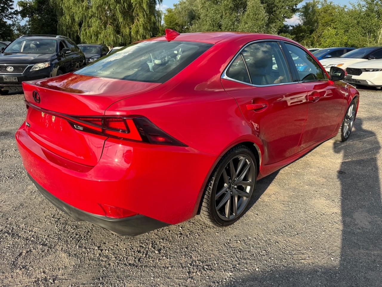 2017 Lexus IS 300 Photo