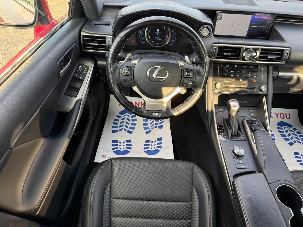 2017 Lexus IS 300 Photo