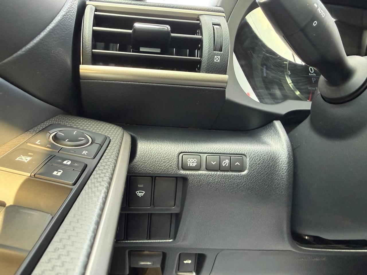2017 Lexus IS 300 Photo