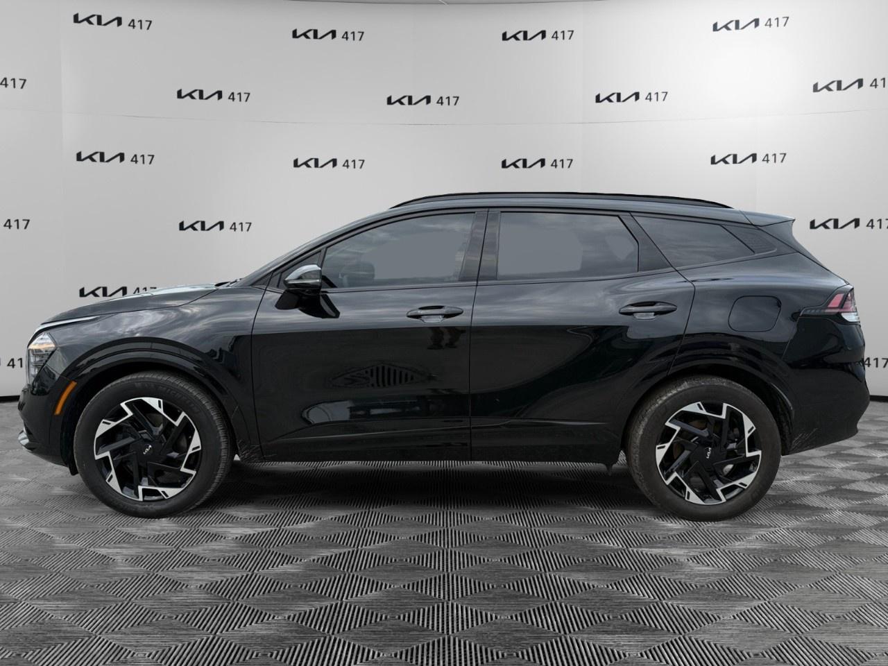 2025 Kia Sportage Plug-In Hybrid SX AWD w/Black Interior Photo1