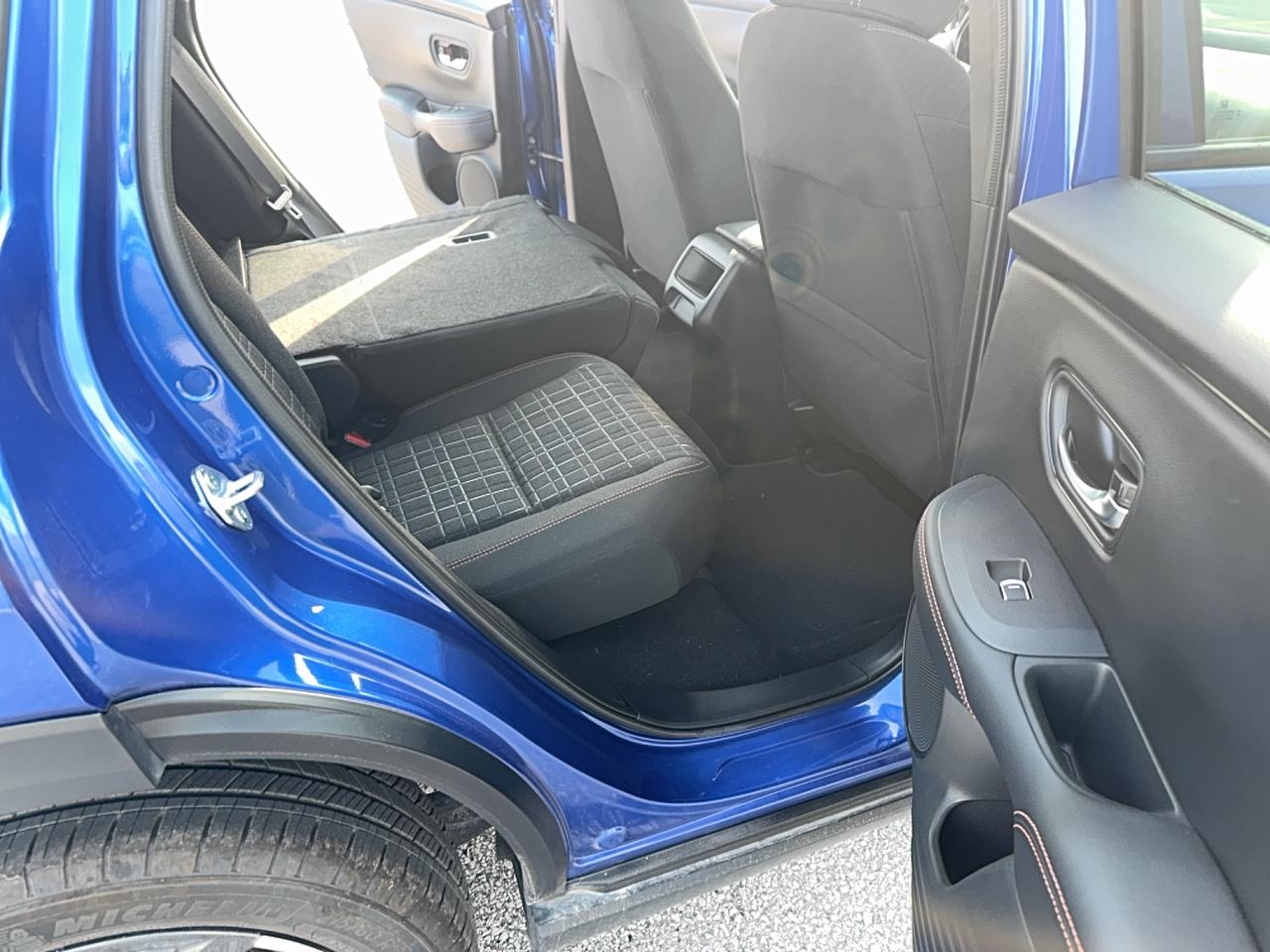 2025 Honda HR-V Sport Photo