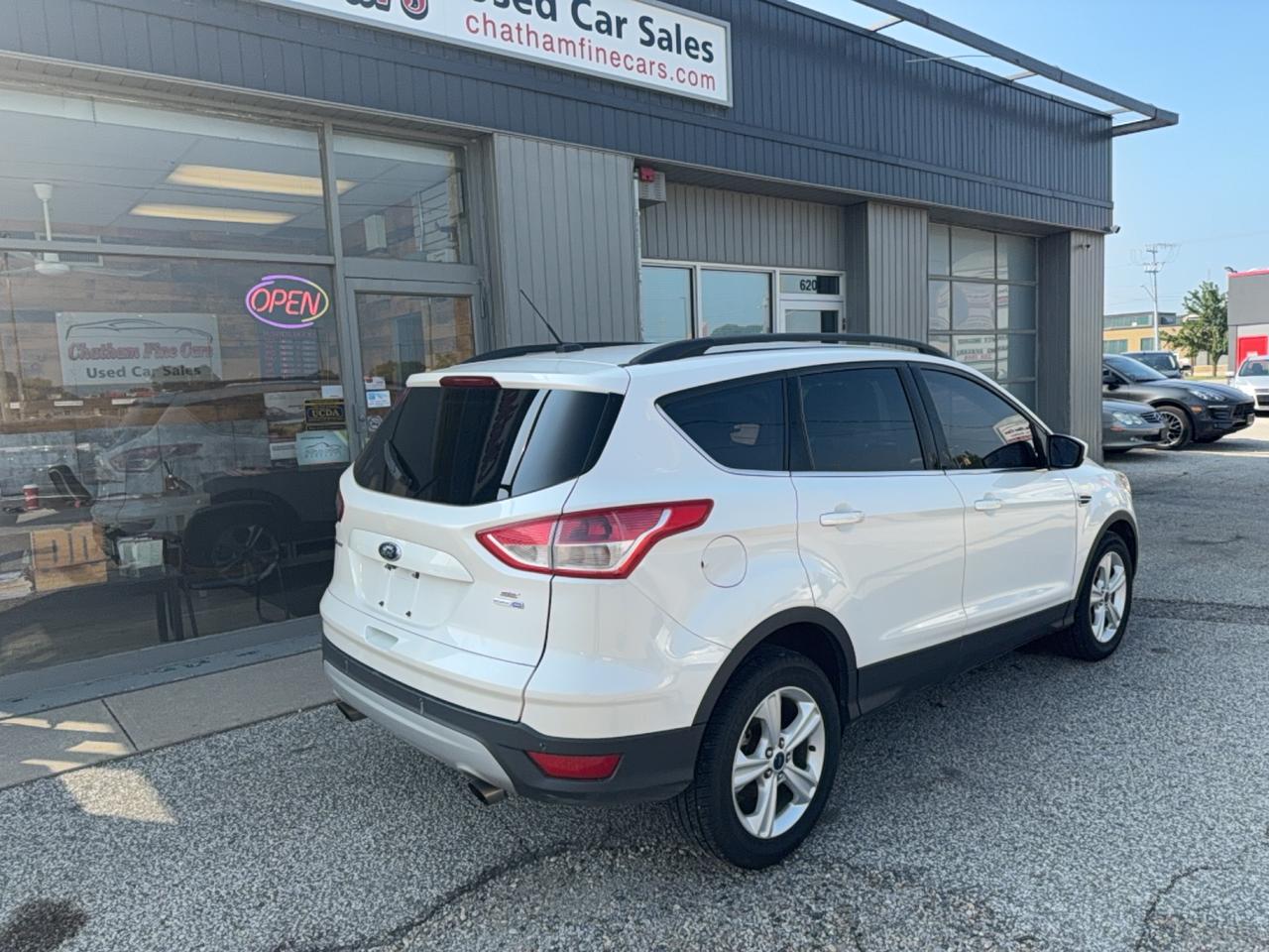 2014 Ford Escape SE Photo2