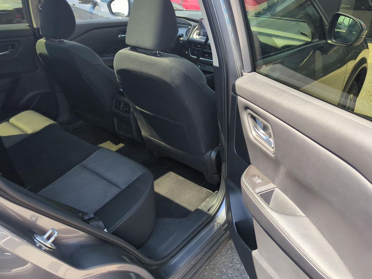 2025 Nissan Rogue SV MOONROOF