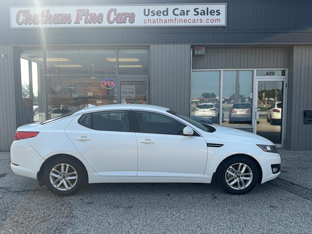 2013 Kia Optima LX Photo1