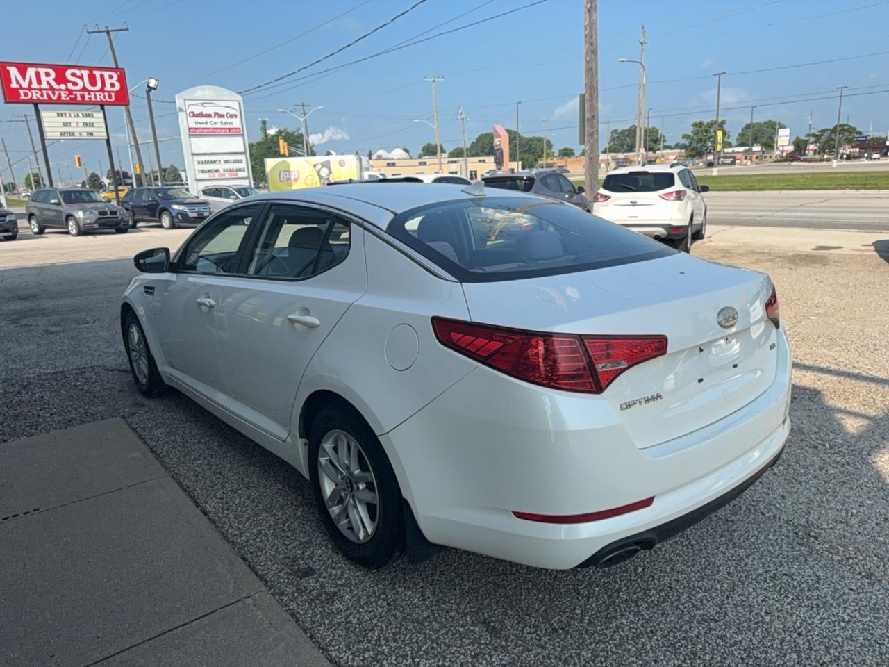 2013 Kia Optima LX Photo3