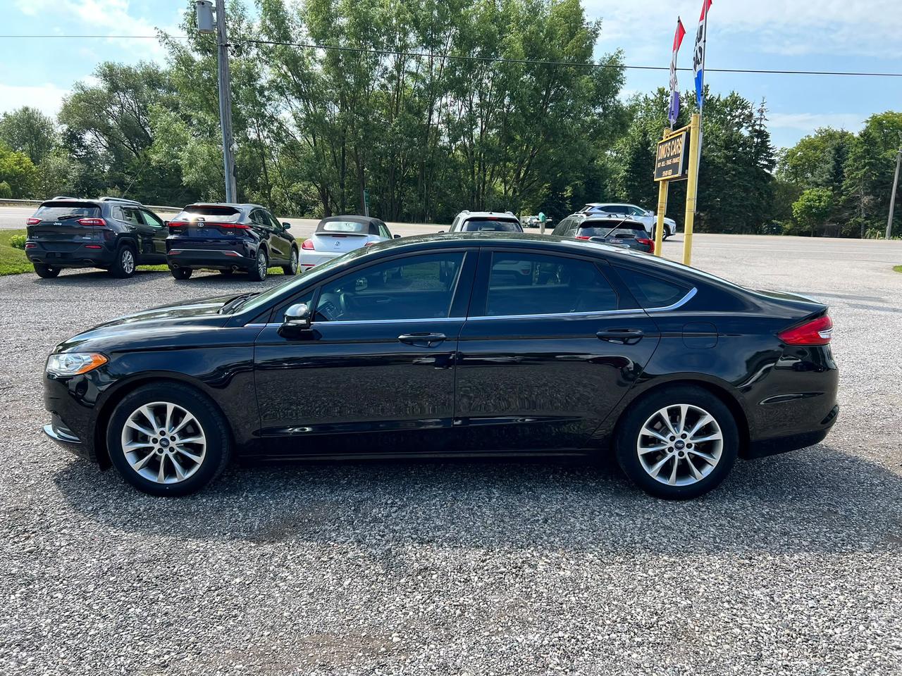 2017 Ford Fusion SE CERTIFIED Photo1