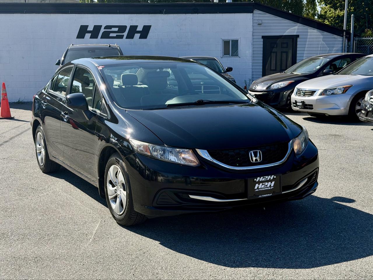2013 Honda Civic FINANCING AVAILABLE Photo3
