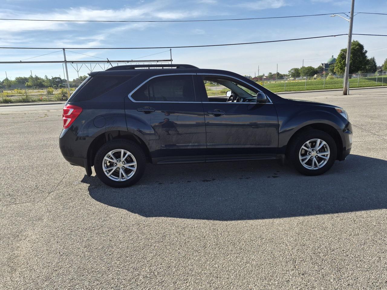 2017 Chevrolet Equinox AWD 4dr LT w/1LT Photo