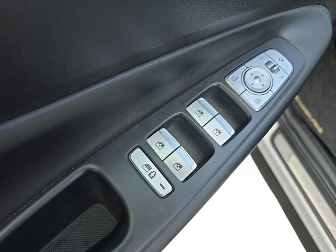 2023 Hyundai Santa Fe Calligraphy Photo