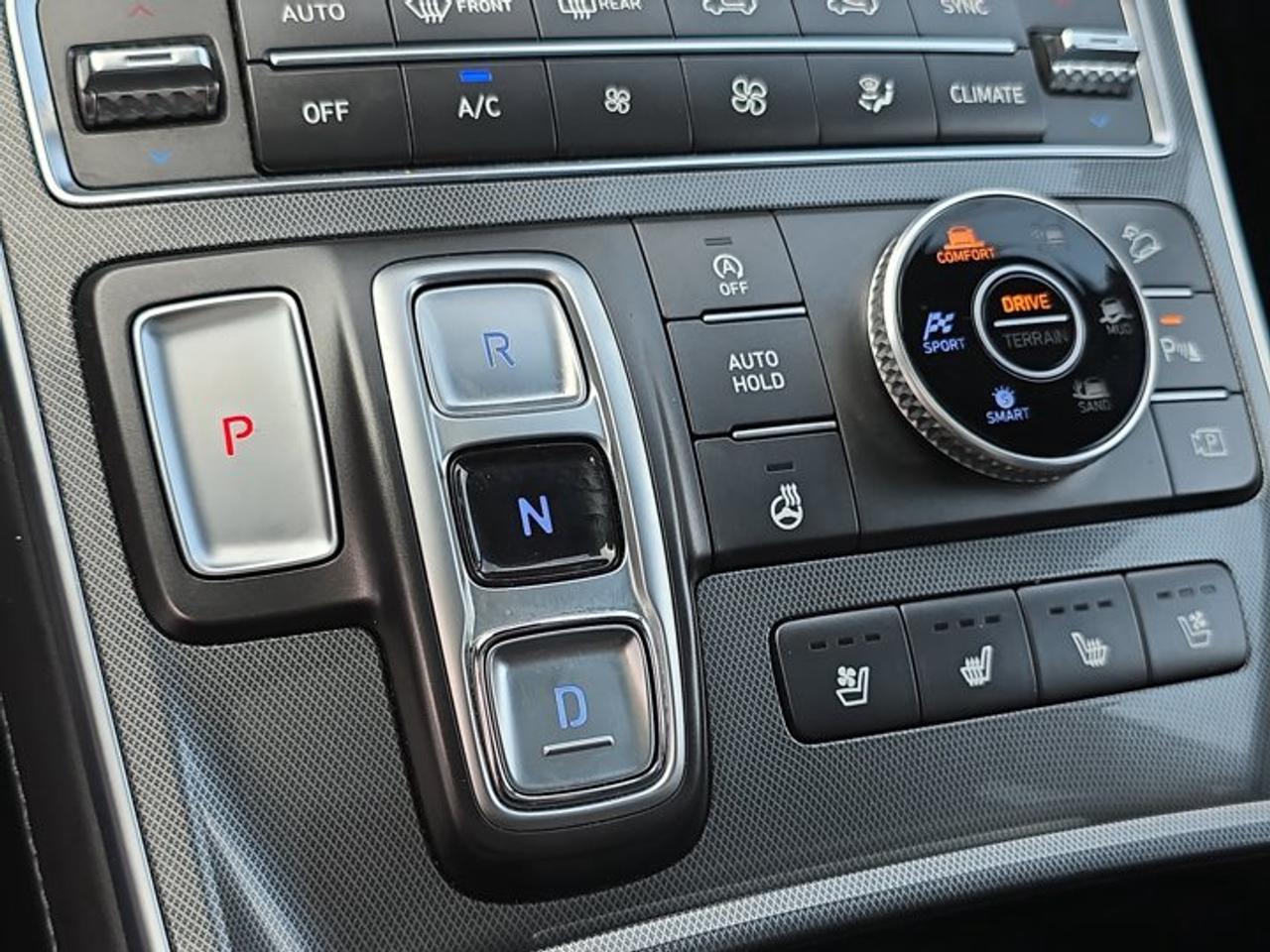 2023 Hyundai Santa Fe Calligraphy Photo