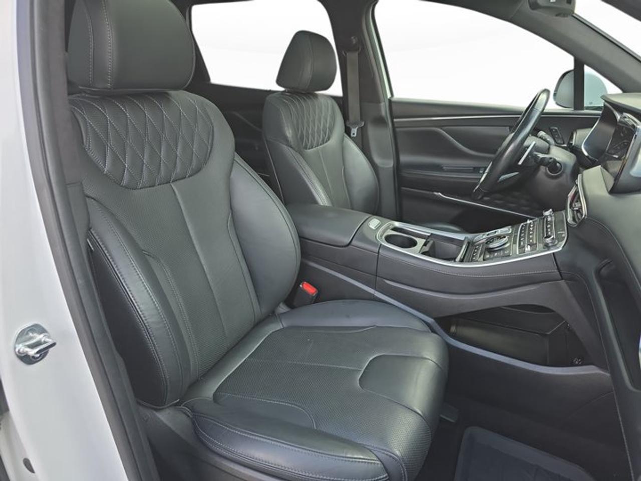 2023 Hyundai Santa Fe Calligraphy Photo