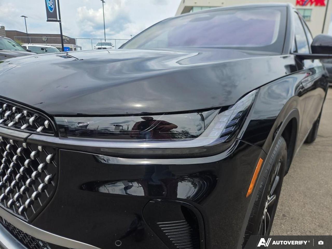 2025 Lincoln Nautilus Premiere LOW RATES | ONE OWNER | NO ACCIDENTS | Photo