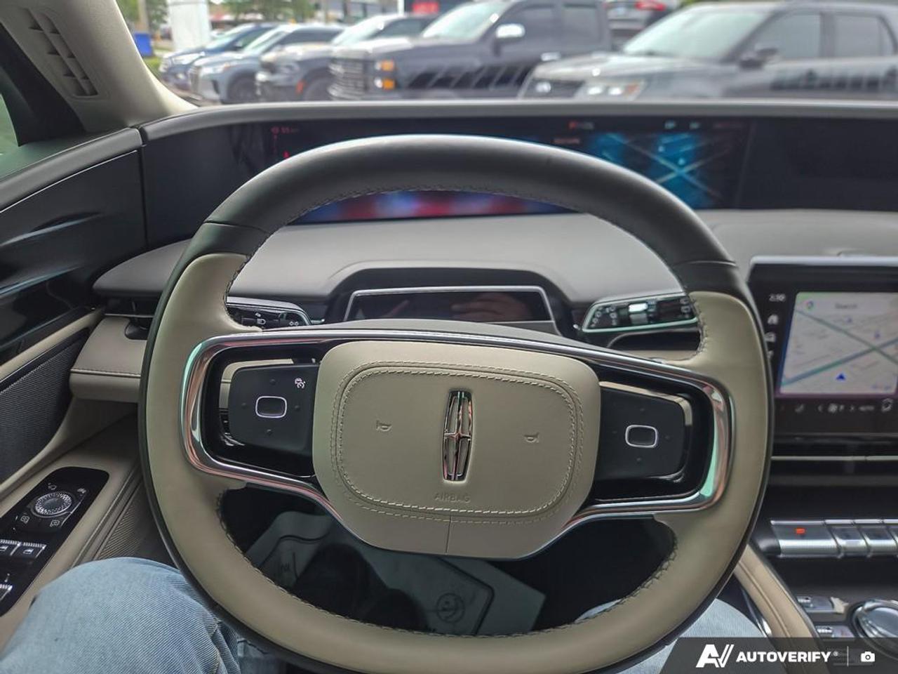 2025 Lincoln Nautilus Premiere LOW RATES | ONE OWNER | NO ACCIDENTS | Photo