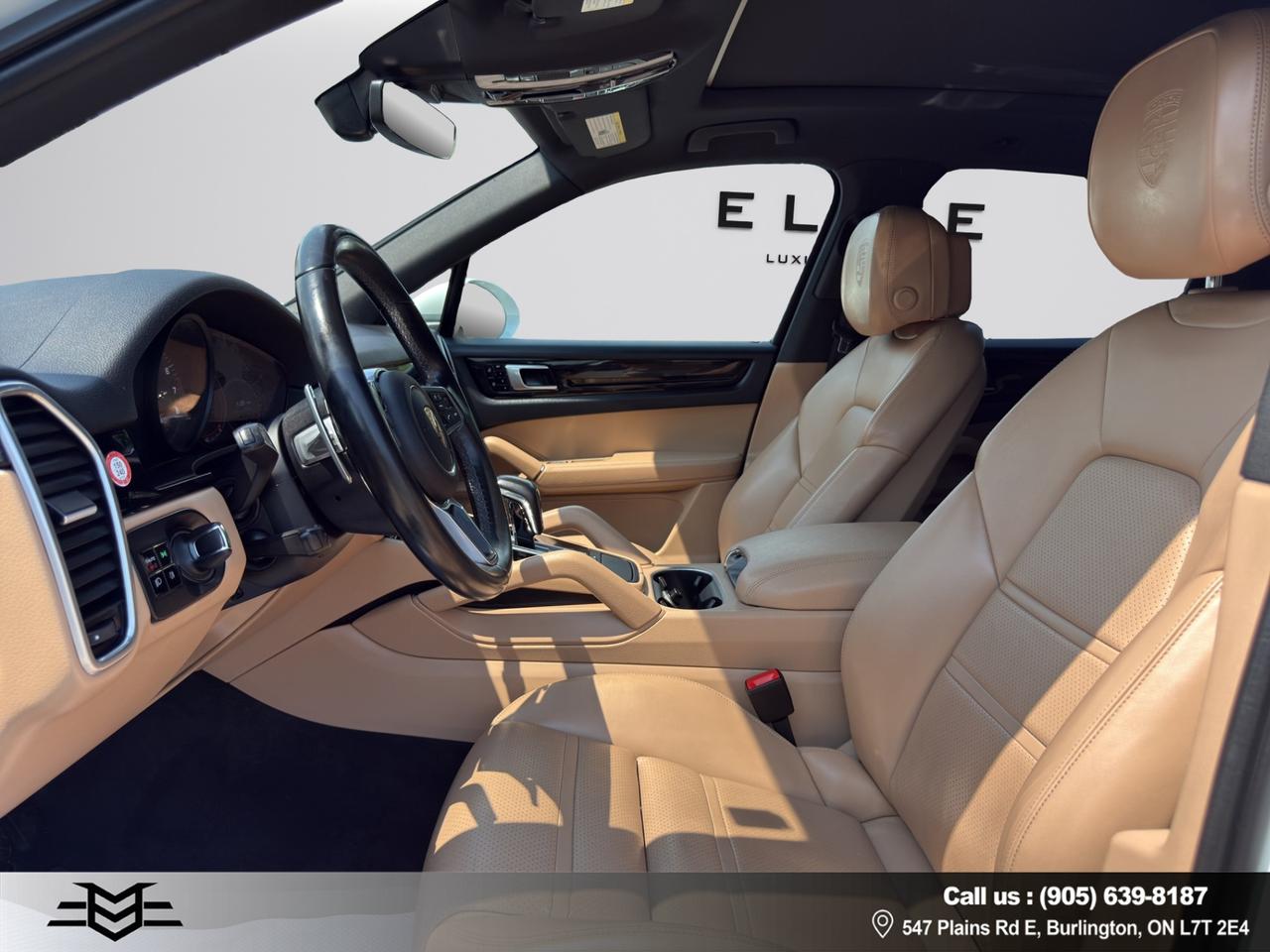 2020 Porsche Cayenne AWD - Navigation - Leather - Panoramic Roof !!! Photo