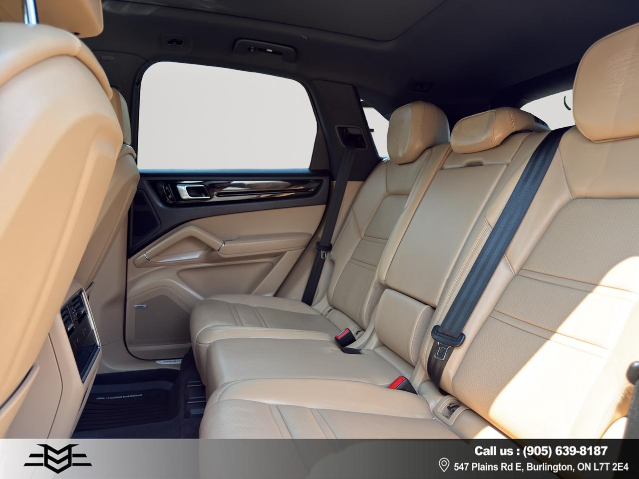 2020 Porsche Cayenne AWD - Navigation - Leather - Panoramic Roof !!! Photo