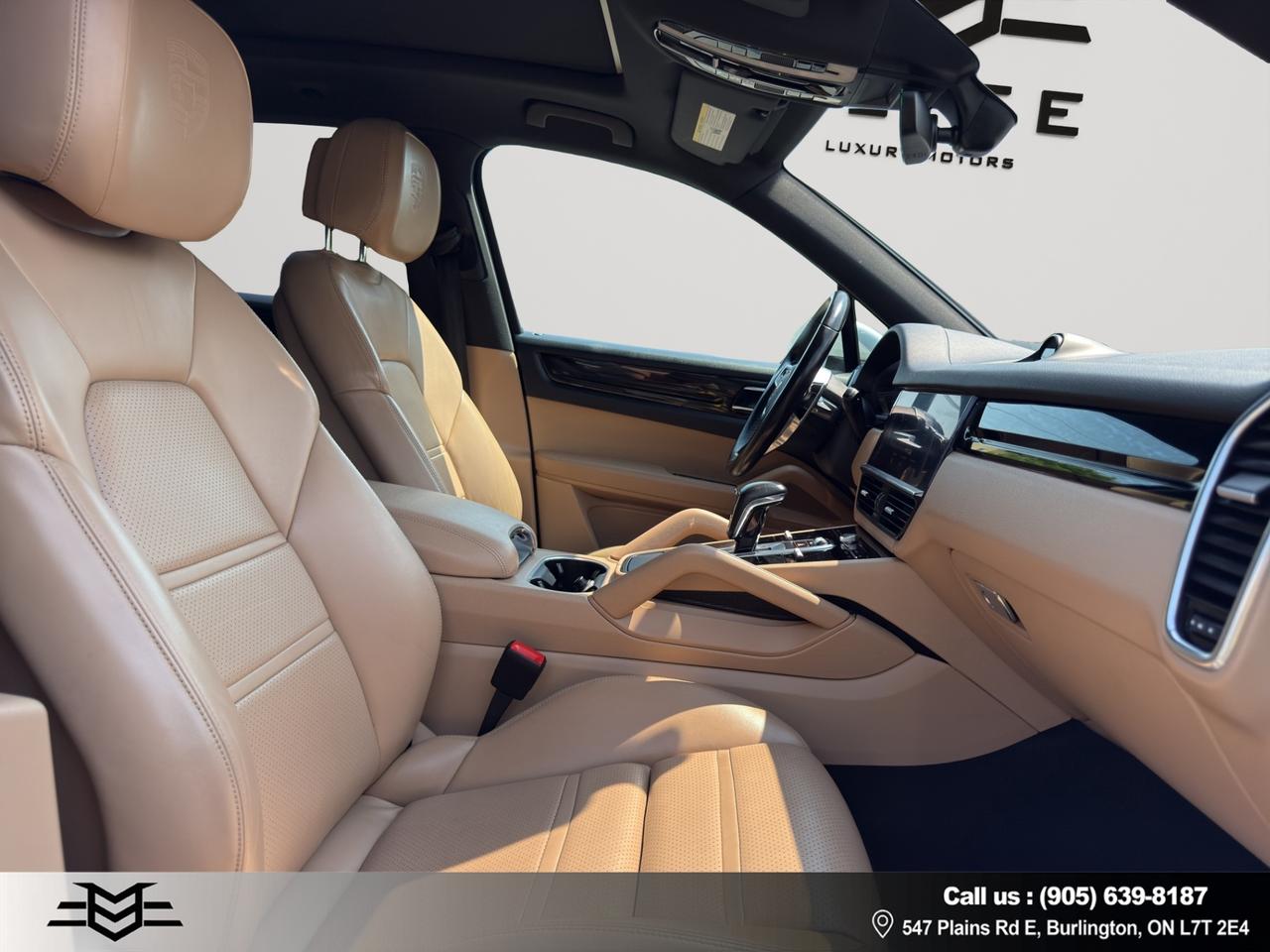 2020 Porsche Cayenne AWD - Navigation - Leather - Panoramic Roof !!! Photo
