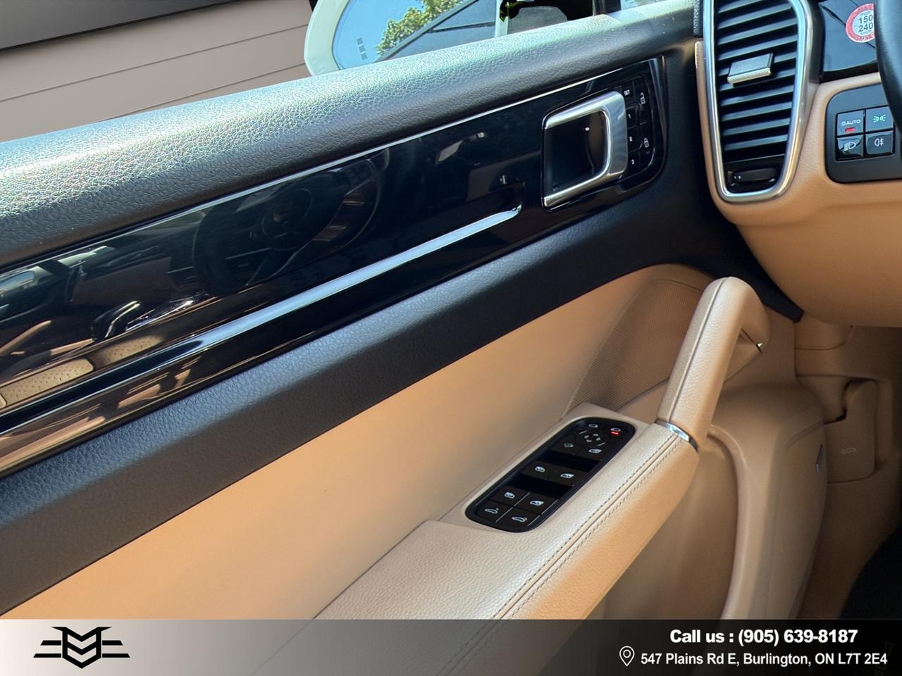 2020 Porsche Cayenne AWD - Navigation - Leather - Panoramic Roof !!! Photo