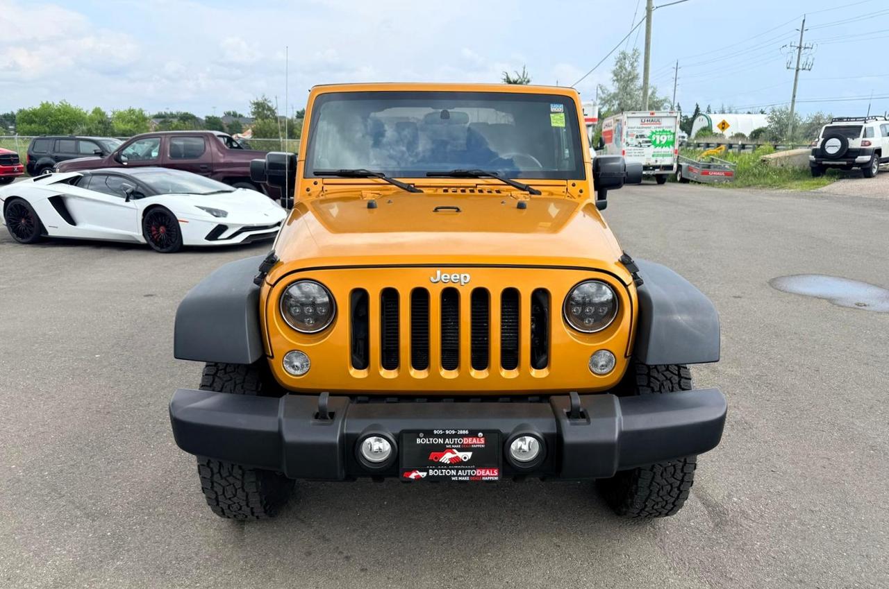 2014 Jeep Wrangler Sport 4WD V6 Photo
