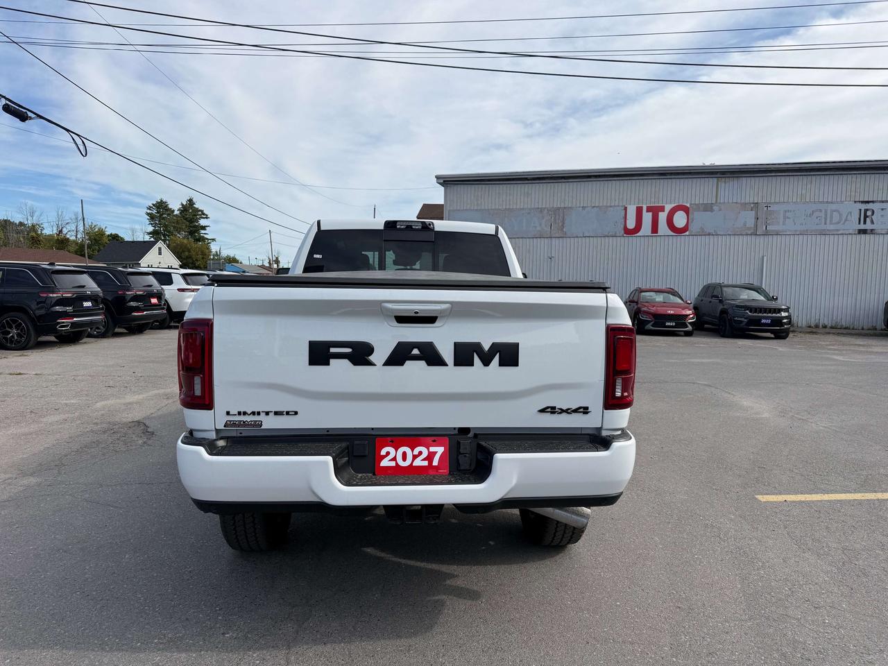 2027 RAM 2500 Limited Crew Cab 4x4 Photo